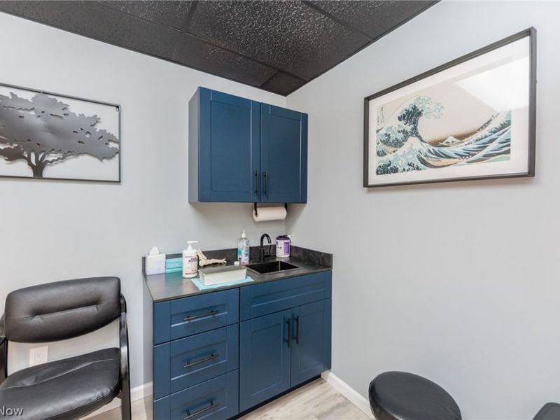 29099 Health Campus Drive , Unit 290, Westlake, OH 44145 Photo 20