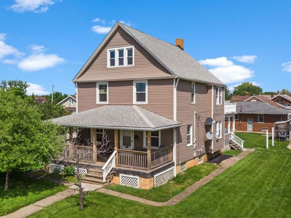 5977 Ridge Road , Parma, OH 44129