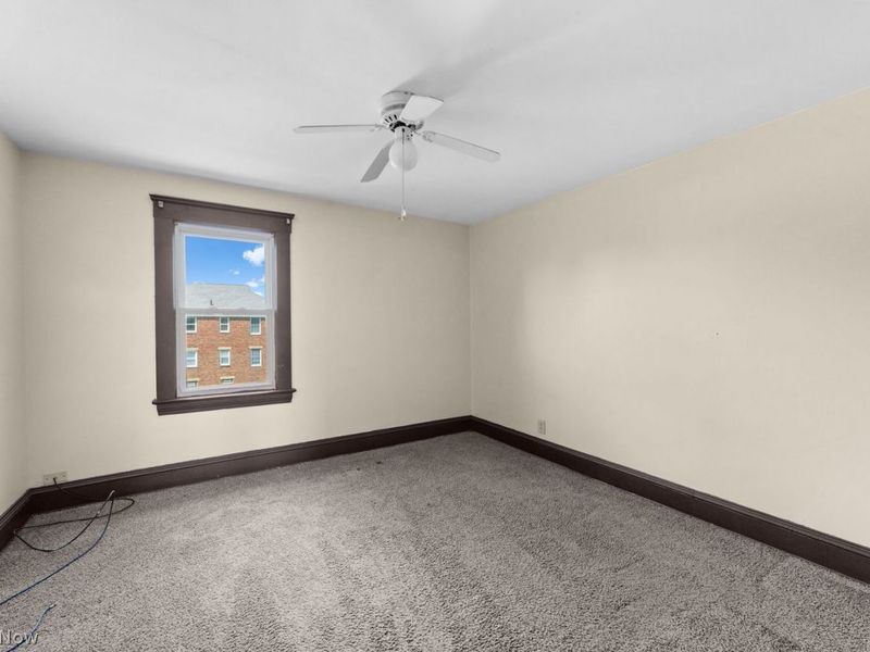 5977 Ridge Road , Parma, OH 44129 Photo 14
