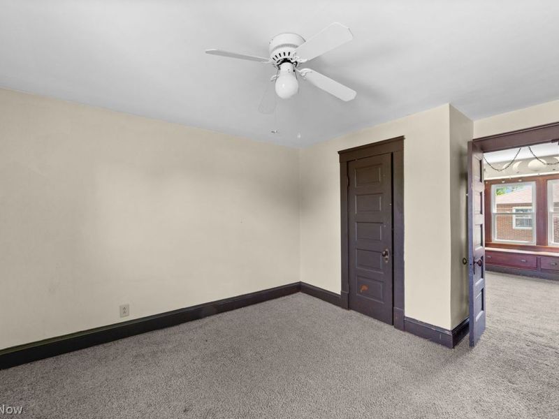 5977 Ridge Road , Parma, OH 44129 Photo 15
