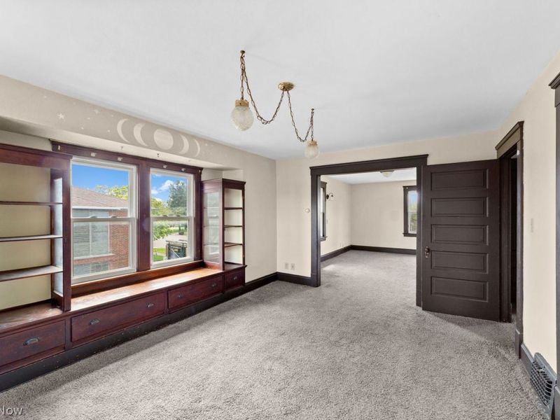5977 Ridge Road , Parma, OH 44129 Photo 7