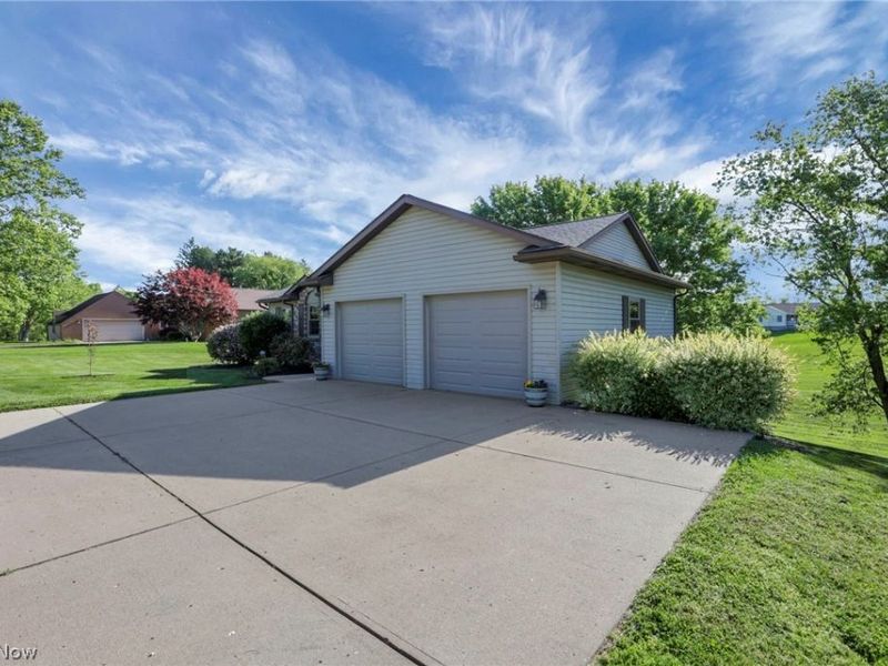 64264 Morrison Road, Cambridge, OH 43725 Photo 3