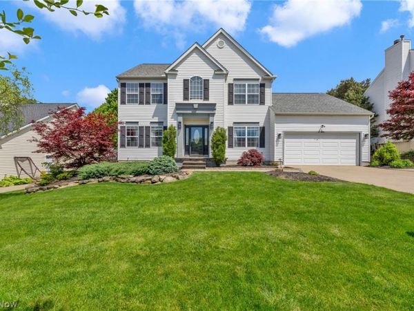 386 Weatherstone Drive , Wadsworth, OH 44281