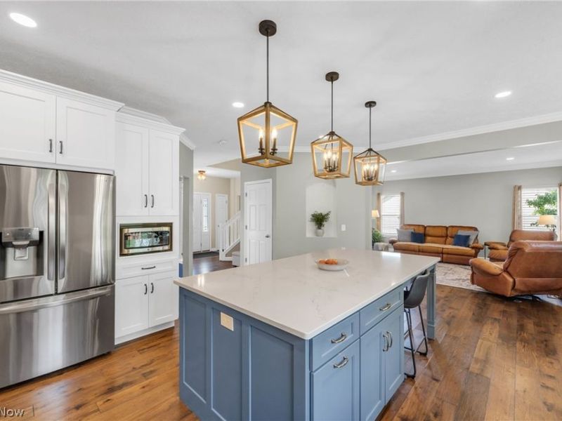 386 Weatherstone Drive , Wadsworth, OH 44281 Photo 16