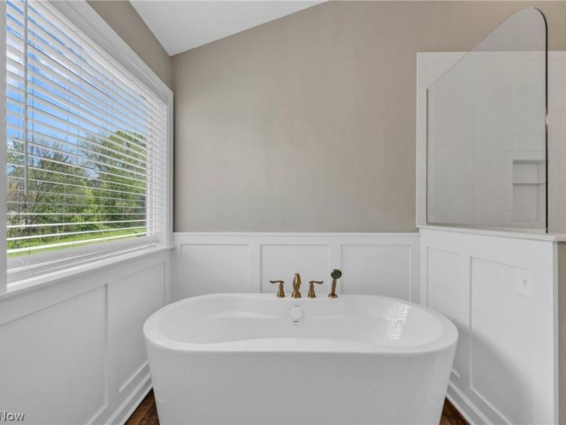 386 Weatherstone Drive , Wadsworth, OH 44281 Photo 34