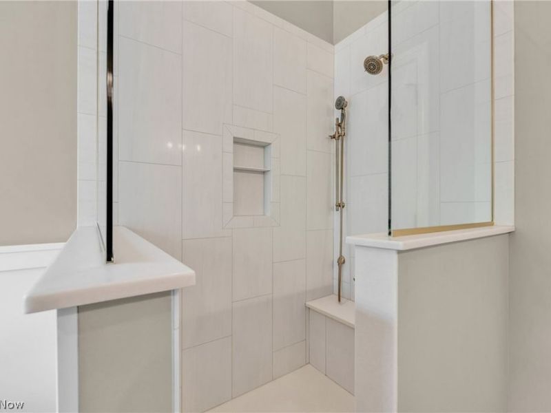 386 Weatherstone Drive , Wadsworth, OH 44281 Photo 35