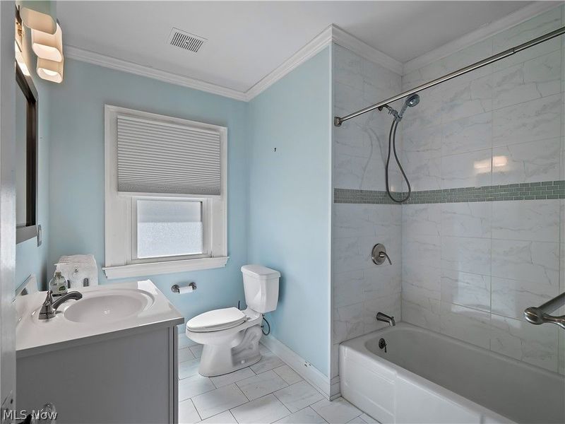 12582 Clifton Boulevard , Lakewood, OH 44107 Photo 32
