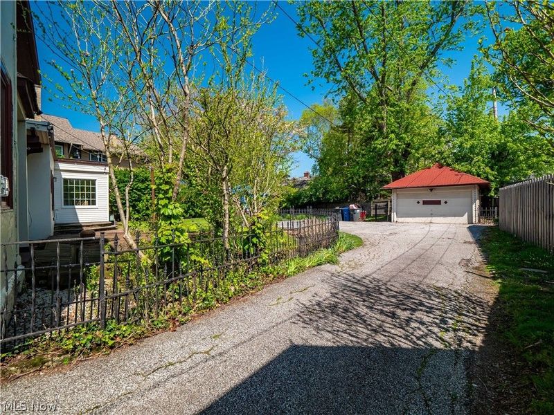 12582 Clifton Boulevard , Lakewood, OH 44107 Photo 46