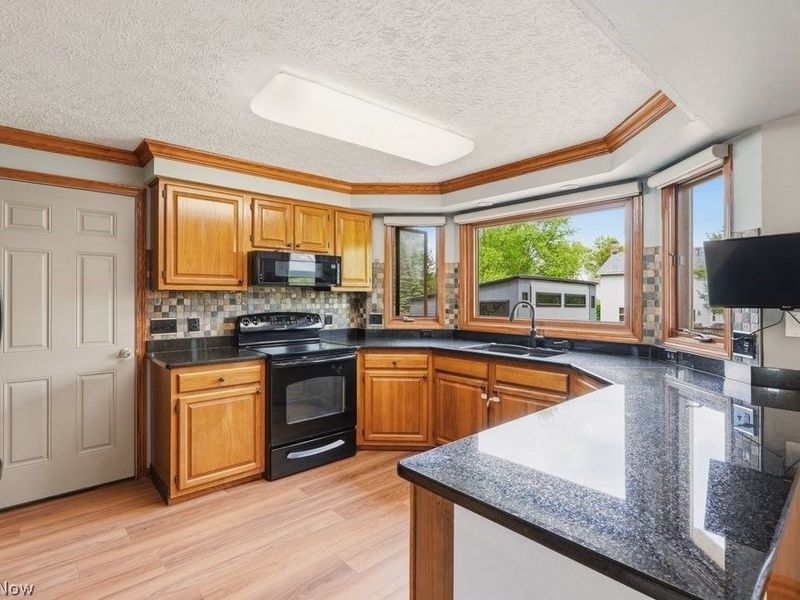 5321 Young Road , Stow, OH 44224 Photo 15