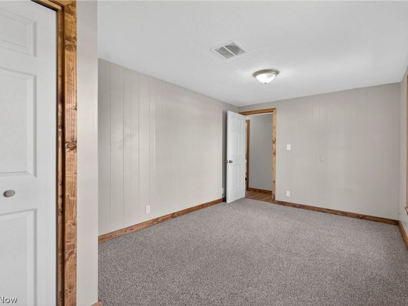 533 W Bank Street, Uhrichsville, OH 44683 Photo 27