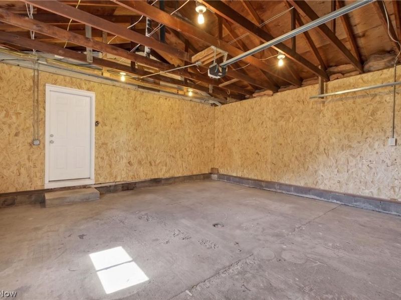 533 W Bank Street, Uhrichsville, OH 44683 Photo 36