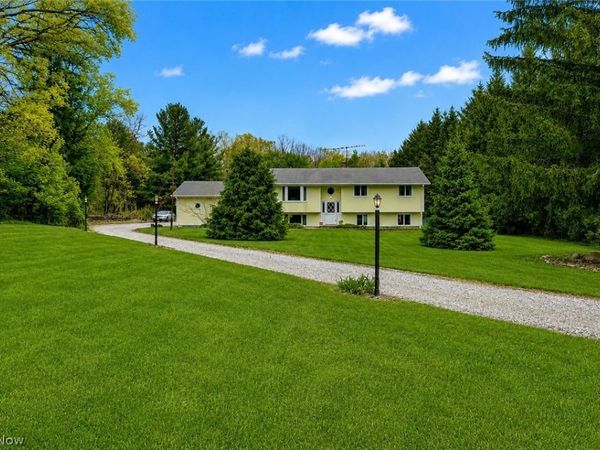 1561 Granger Road , Medina, OH 44256