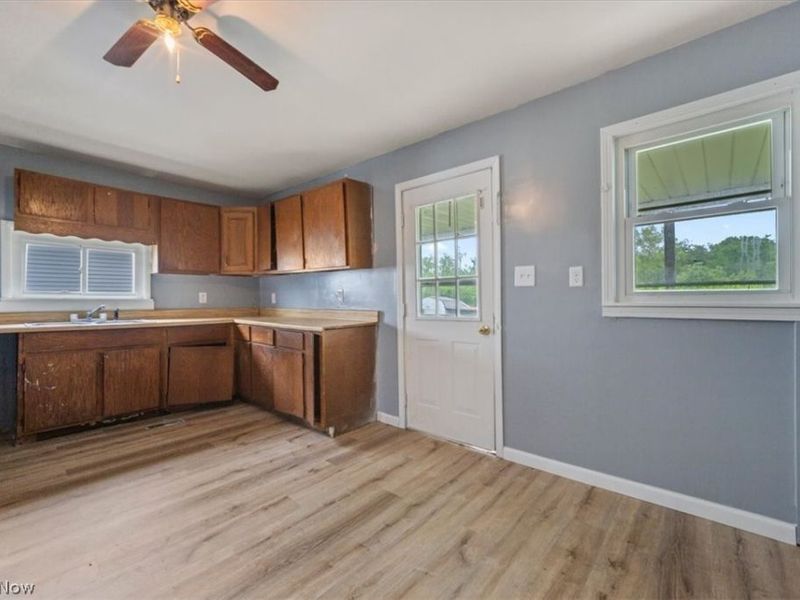 4316 Pleasant Street, Willard, OH 44890 Photo 15
