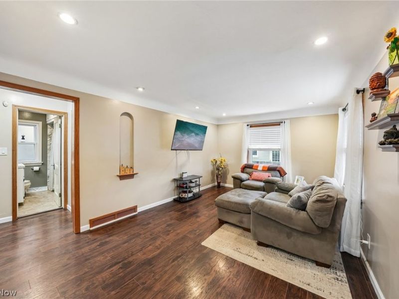 4319 Rockland Drive, Brooklyn, OH 44144 Photo 5