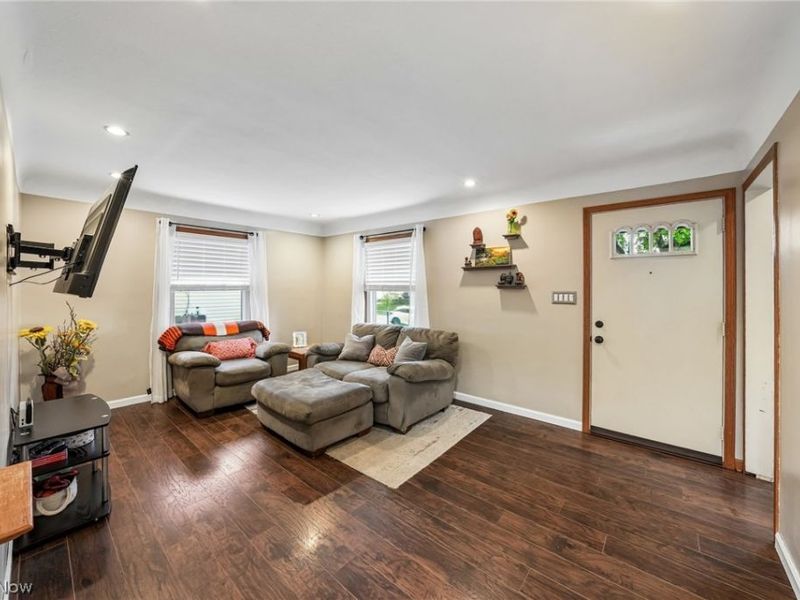4319 Rockland Drive, Brooklyn, OH 44144 Photo 6