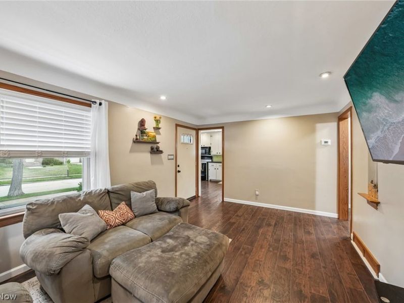 4319 Rockland Drive, Brooklyn, OH 44144 Photo 7