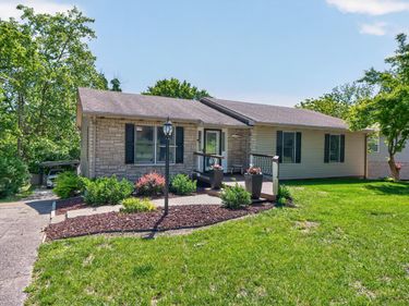 1136 Chinoe Road, Lexington, KY 40502