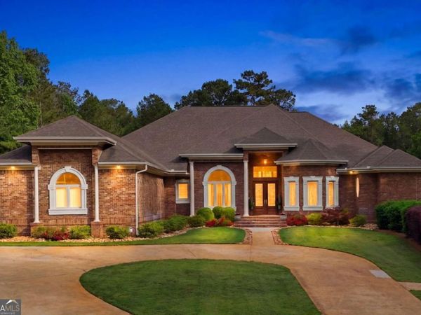 304 Deer Creek Drive, Forsyth, GA 31029