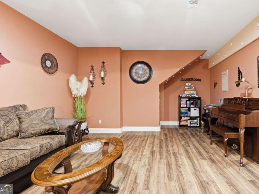 Property Image 61