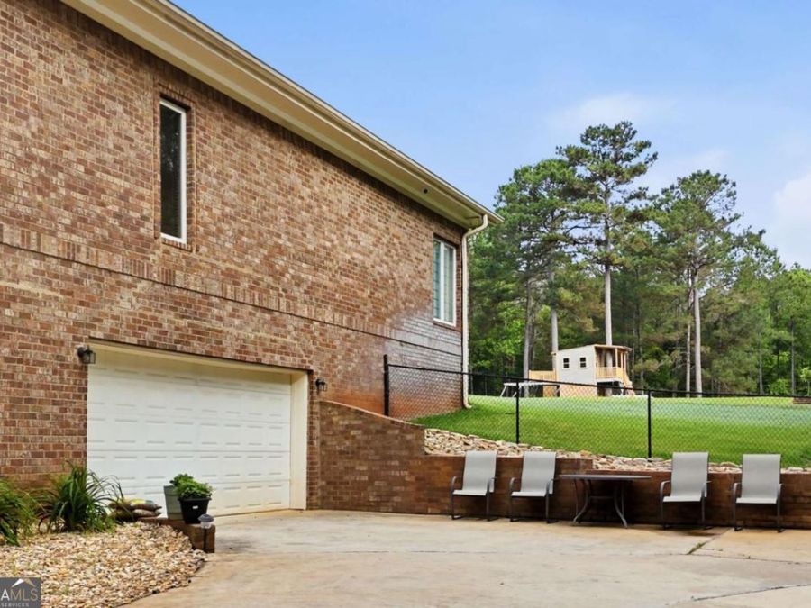 Property Image 80