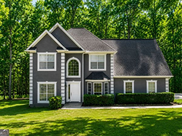 231 Barrington Farms Parkway, Sharpsburg, GA 30277
