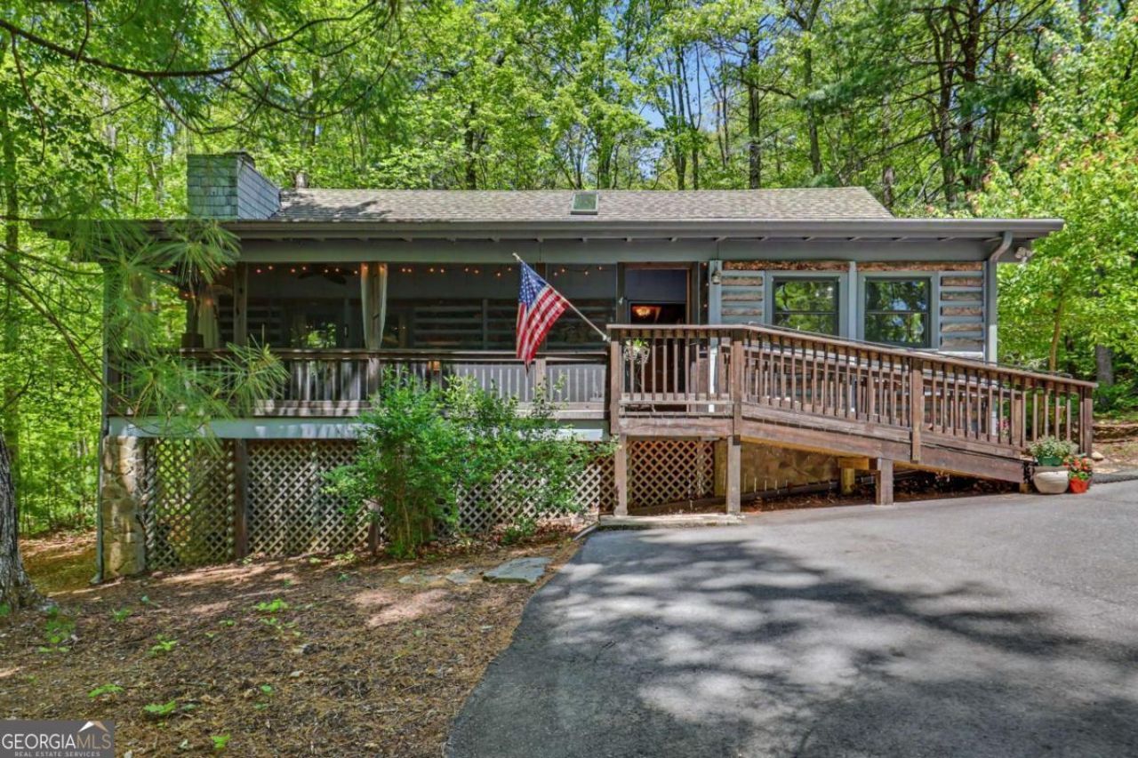 4 Saddleback Circle, Sky Valley, GA 30537 Main Photo