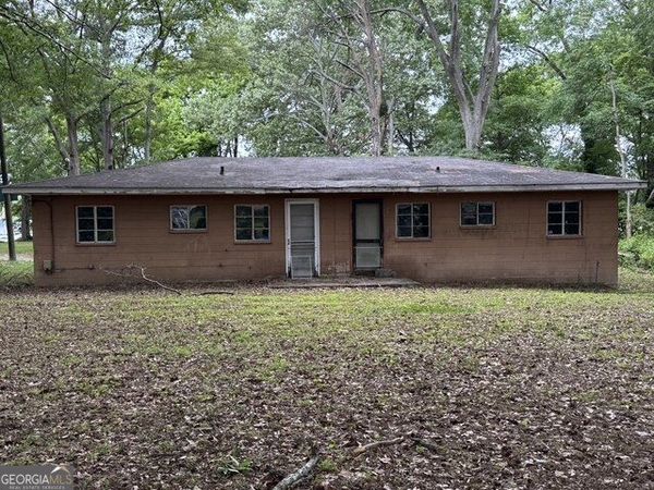 127 E Washington Avenue, Fayetteville, GA 30214