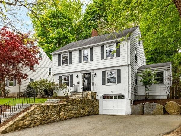 127 Prospect St, Wellesley, MA 02481