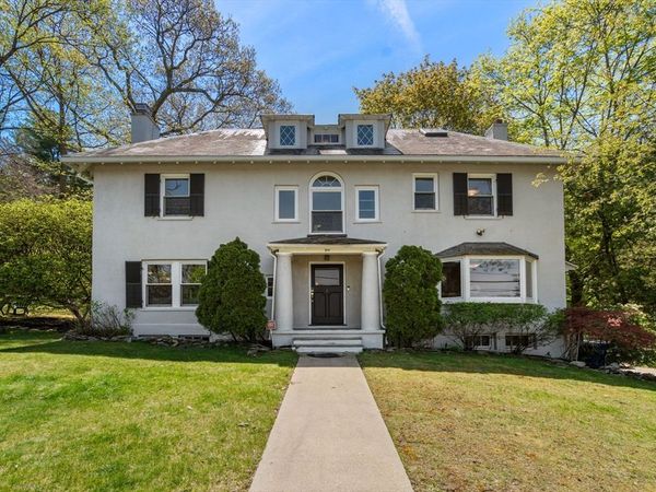 90 Hull St, Newton, MA 02458