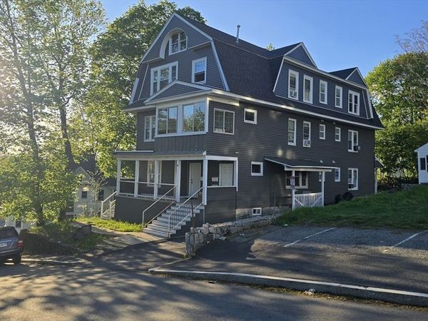 15 Forestdale Rd, Worcester, MA 01604