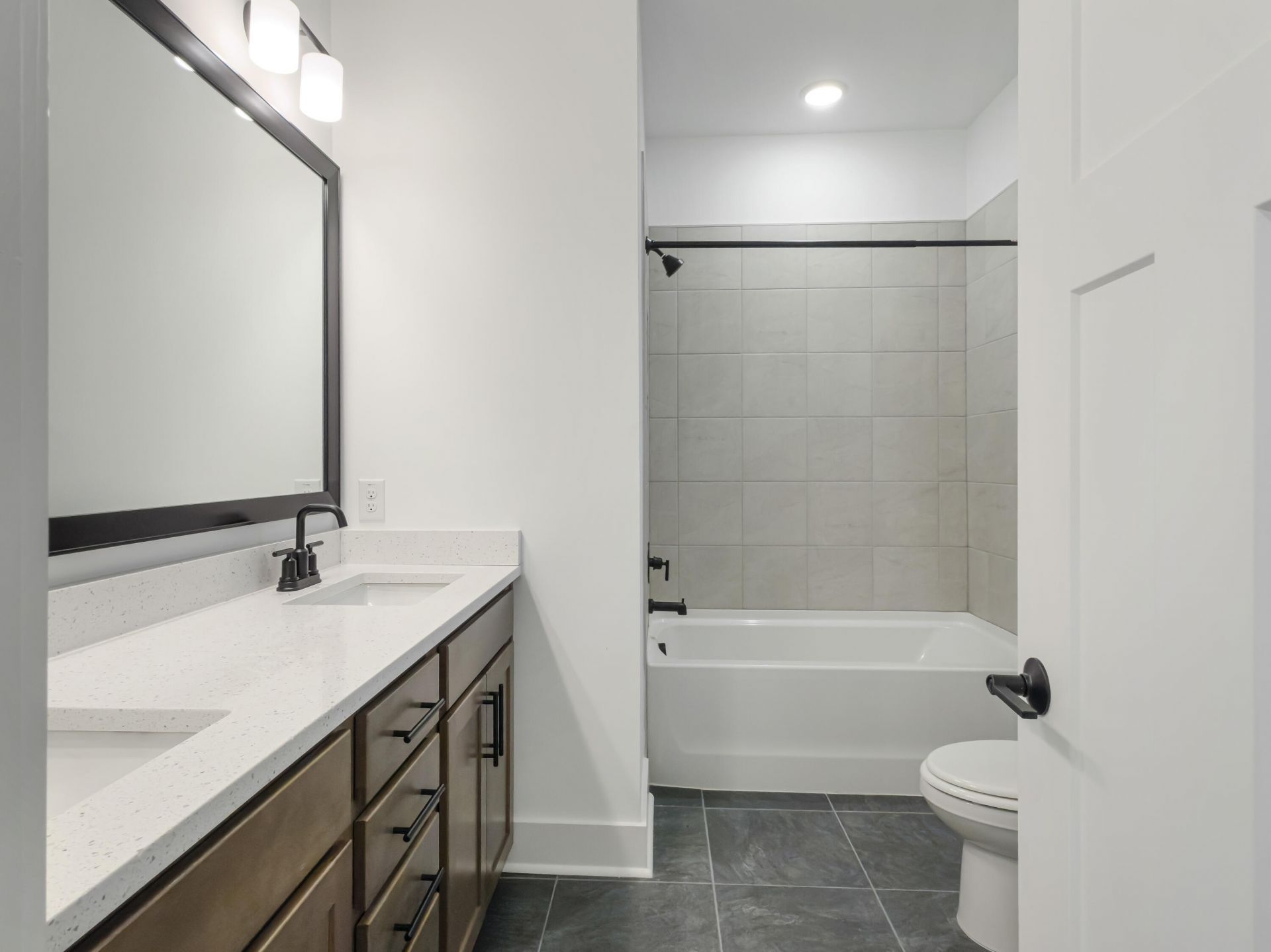 101 Gray Pine Lane Photo 32