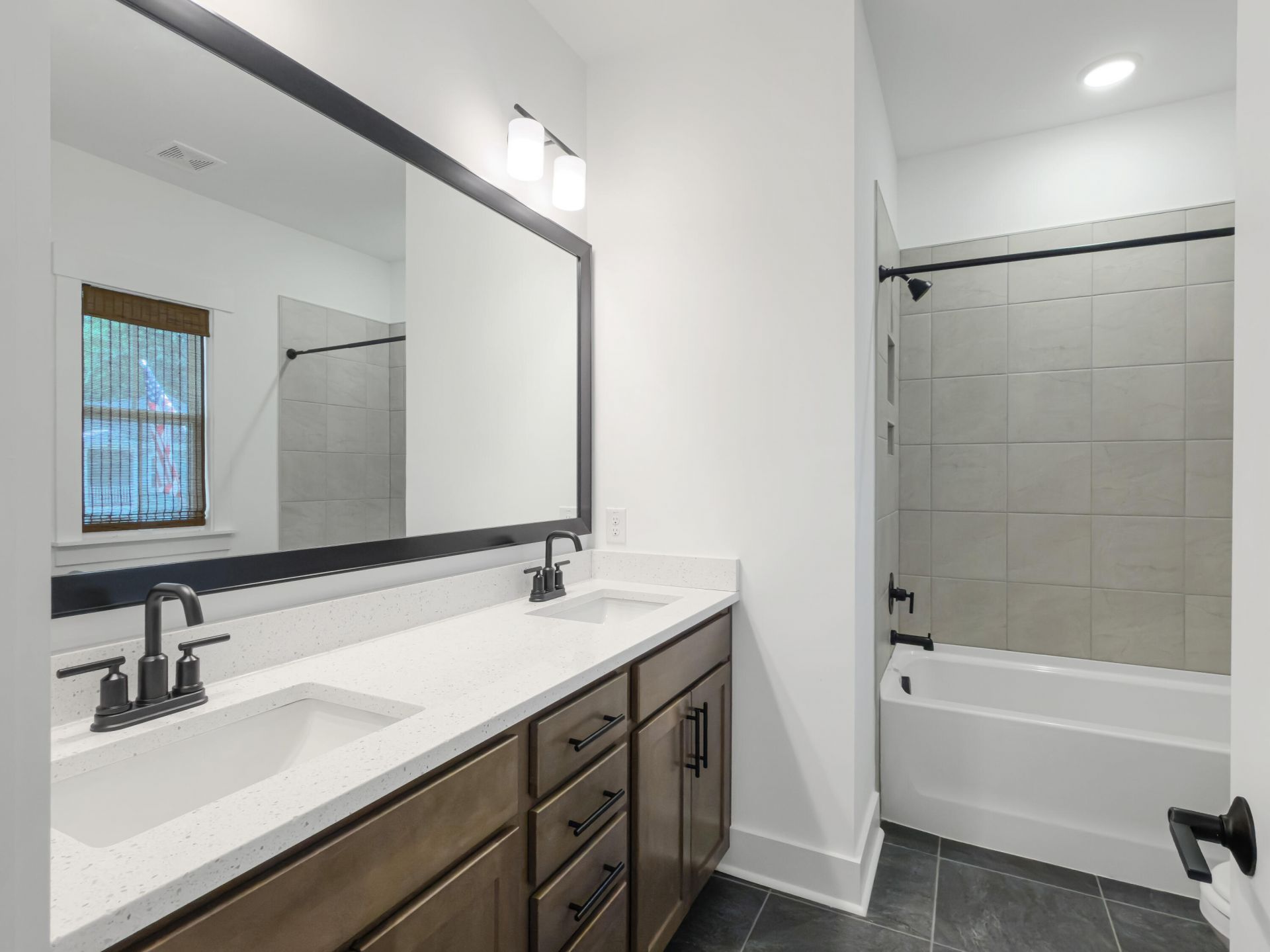 101 Gray Pine Lane Photo 33