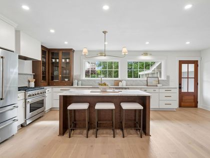 2 Gadsden Street Charleston, SC 29401