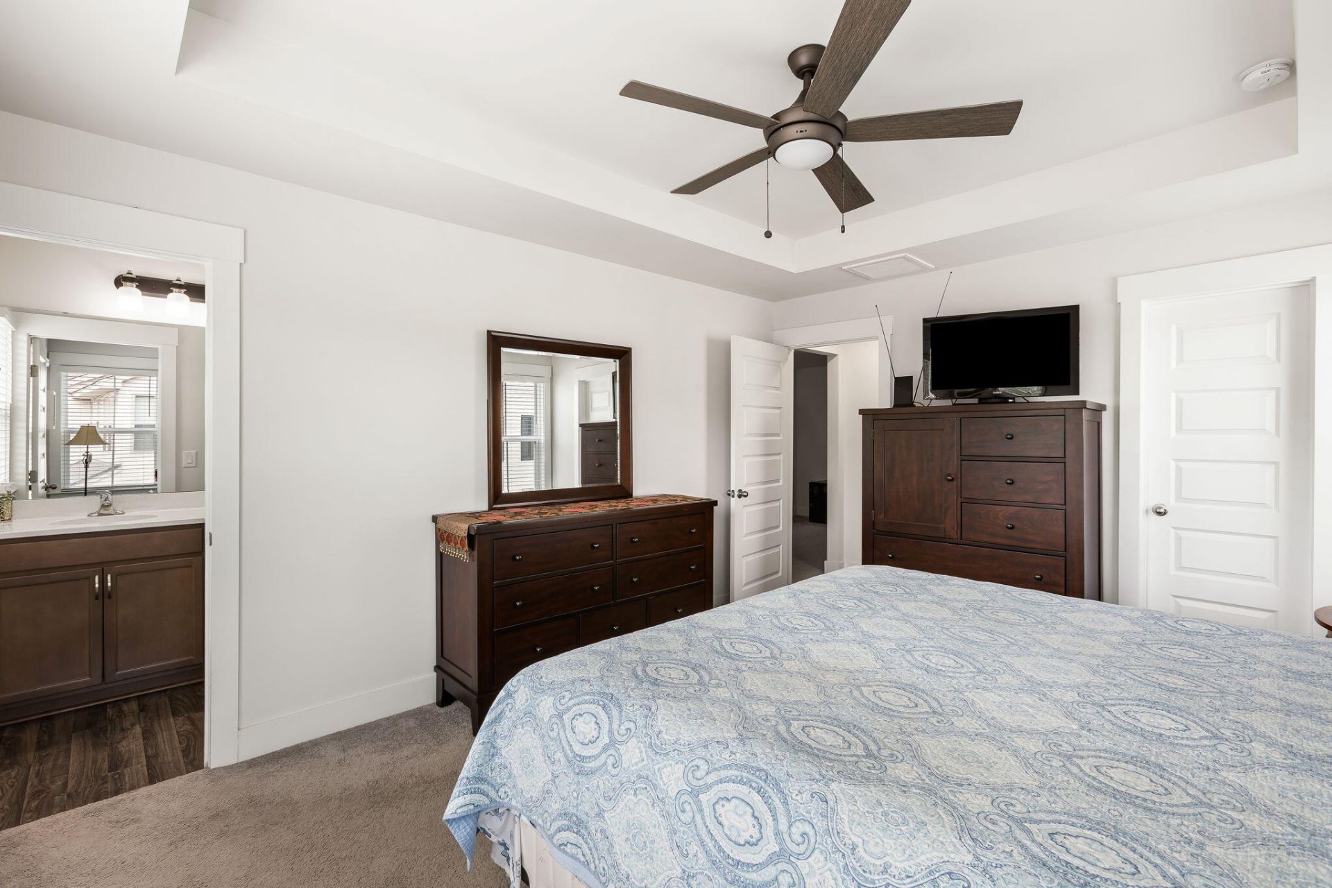 7789 Park Gate Drive Photo 16