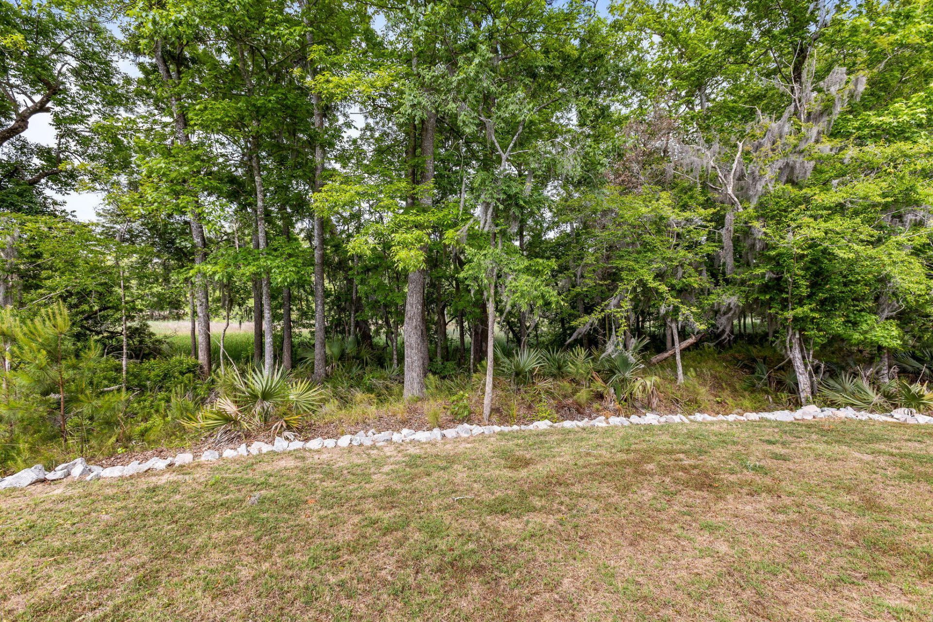 7789 Park Gate Drive Photo 24