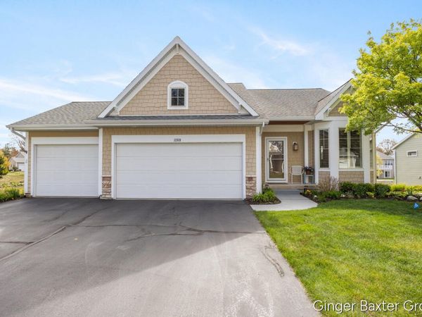 12519 Retreat Drive, Unit 30, Grand Haven, MI 49417