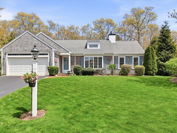 140 Pheasant Hill Circle, Cotuit, MA 02635