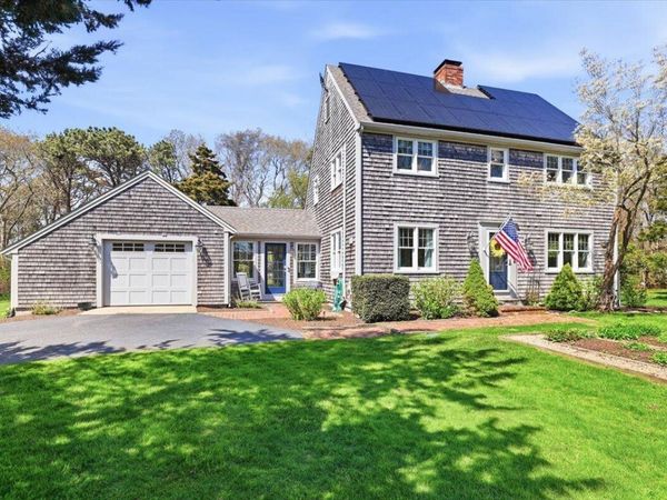 6 Stonefield Drive , East Sandwich, MA 02537