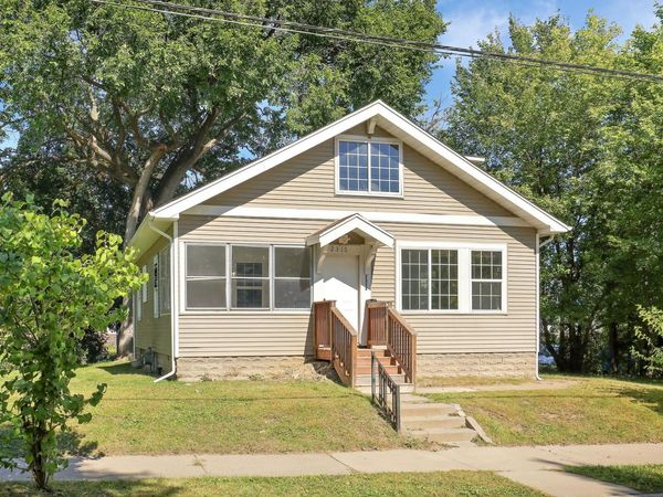 2316 24th Avenue N, Minneapolis, MN 55411