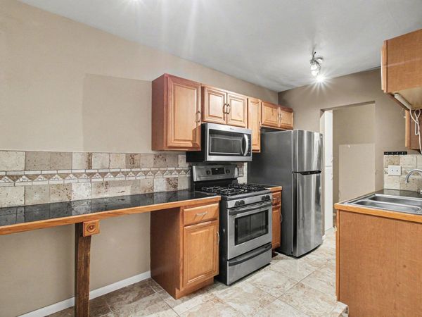 3237 15th Avenue S, Unit 15, Minneapolis, MN 55407