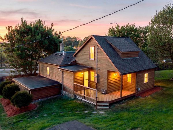 330 Division Street , Excelsior, MN 55331
