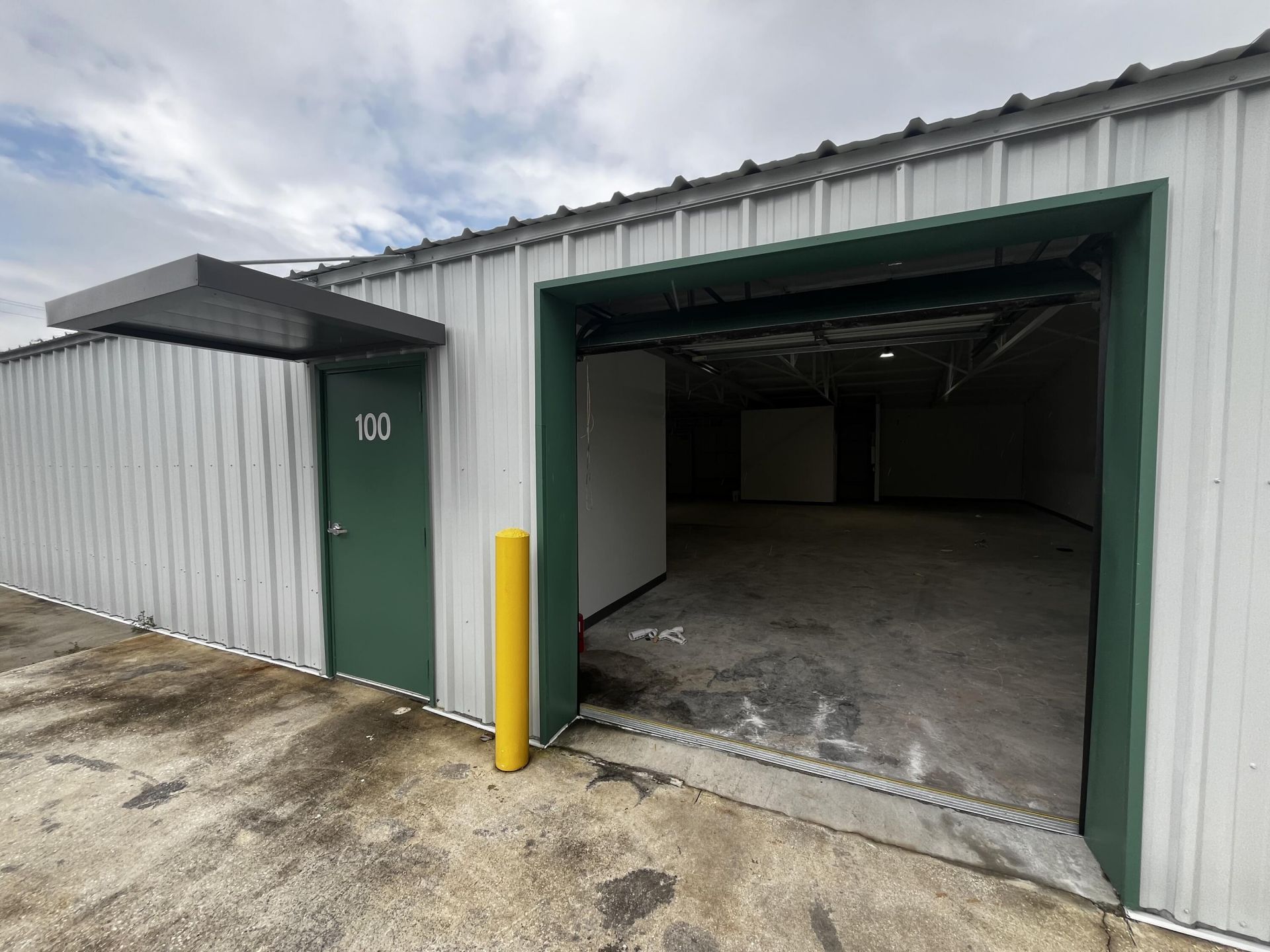 2140 Beaufort Avenue  Photo 9