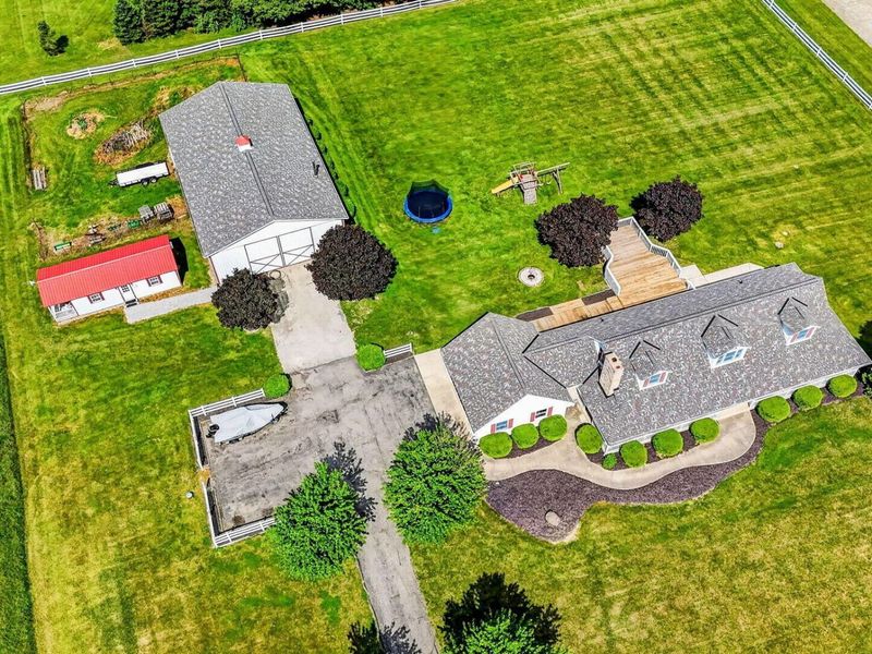 6685 Thomas Road , Radnor, OH 43066 Photo 1