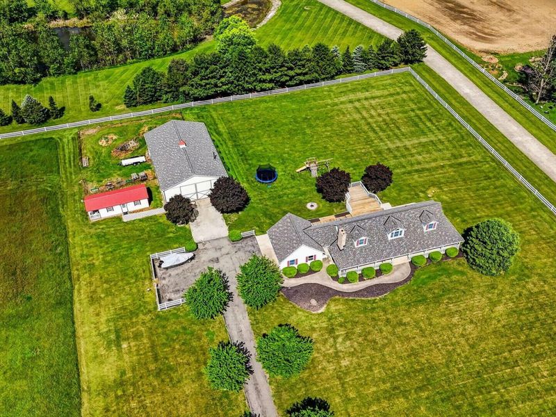 6685 Thomas Road , Radnor, OH 43066 Photo 2
