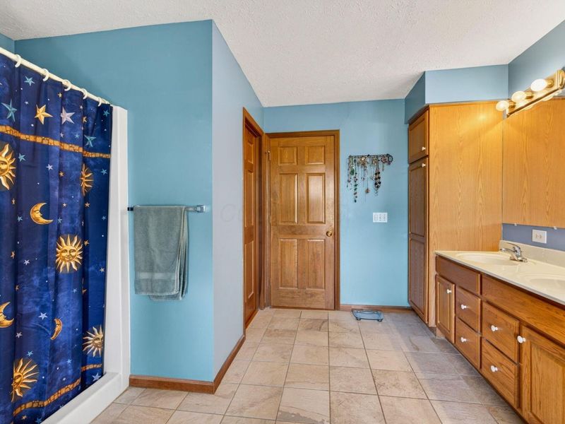 6685 Thomas Road , Radnor, OH 43066 Photo 32