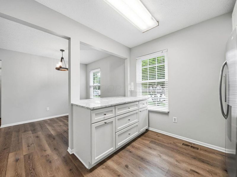 8249 Big Horn Court , Powell, OH 43065 Photo 12