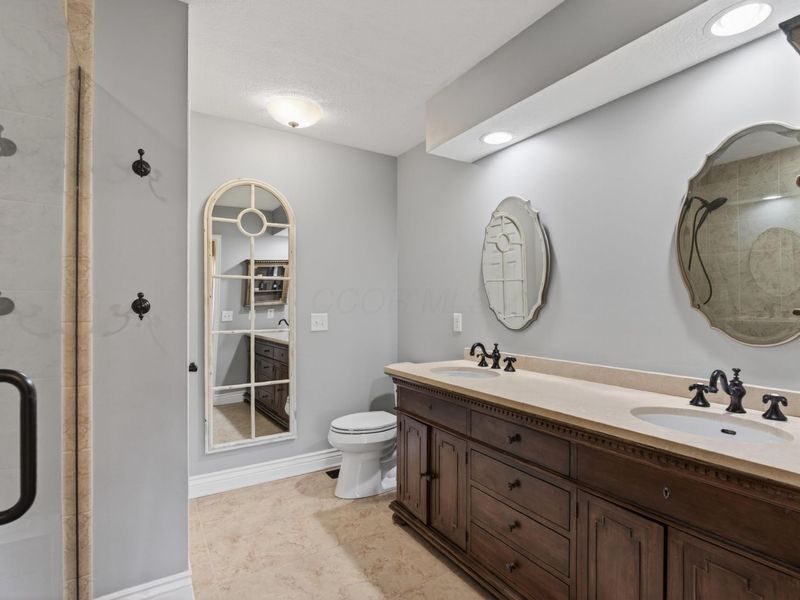 6029 Glenbarr Place , Dublin, OH 43017 Photo 32