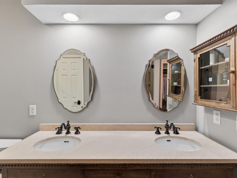 6029 Glenbarr Place , Dublin, OH 43017 Photo 33