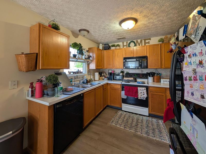 4015 Grayson Drive , Obetz, OH 43207 Photo 7
