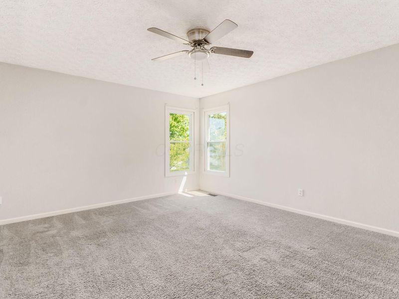 1240 Onaway Court , Columbus, OH 43228 Photo 20